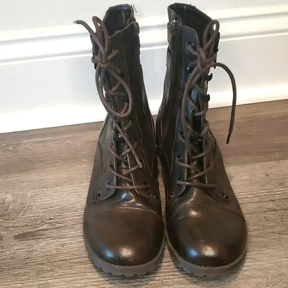 G by Guess Combat Boots - Picture 6 of 9